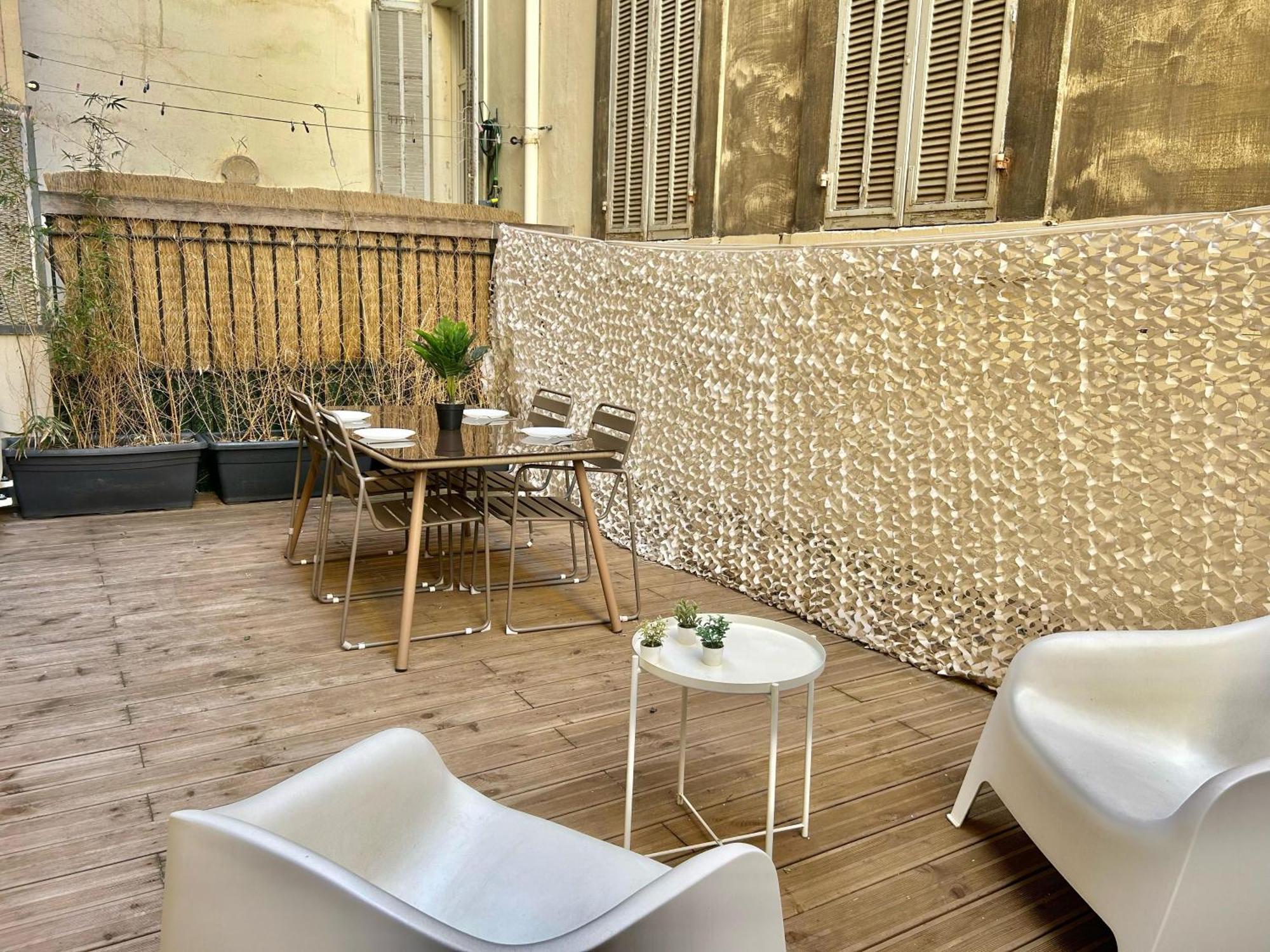 Chez Marie Et Romain- Appartement De Charme Au Coeur De La Joliette Proche Panier Centre Ville Marseilles Buitenkant foto